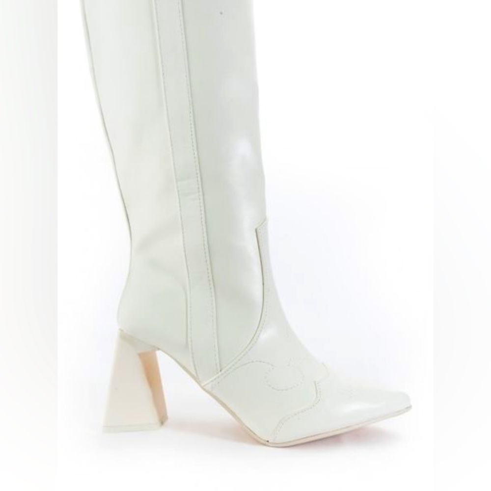 White Leather Knee High Western Cowboy Boots - Picture 5 of 5